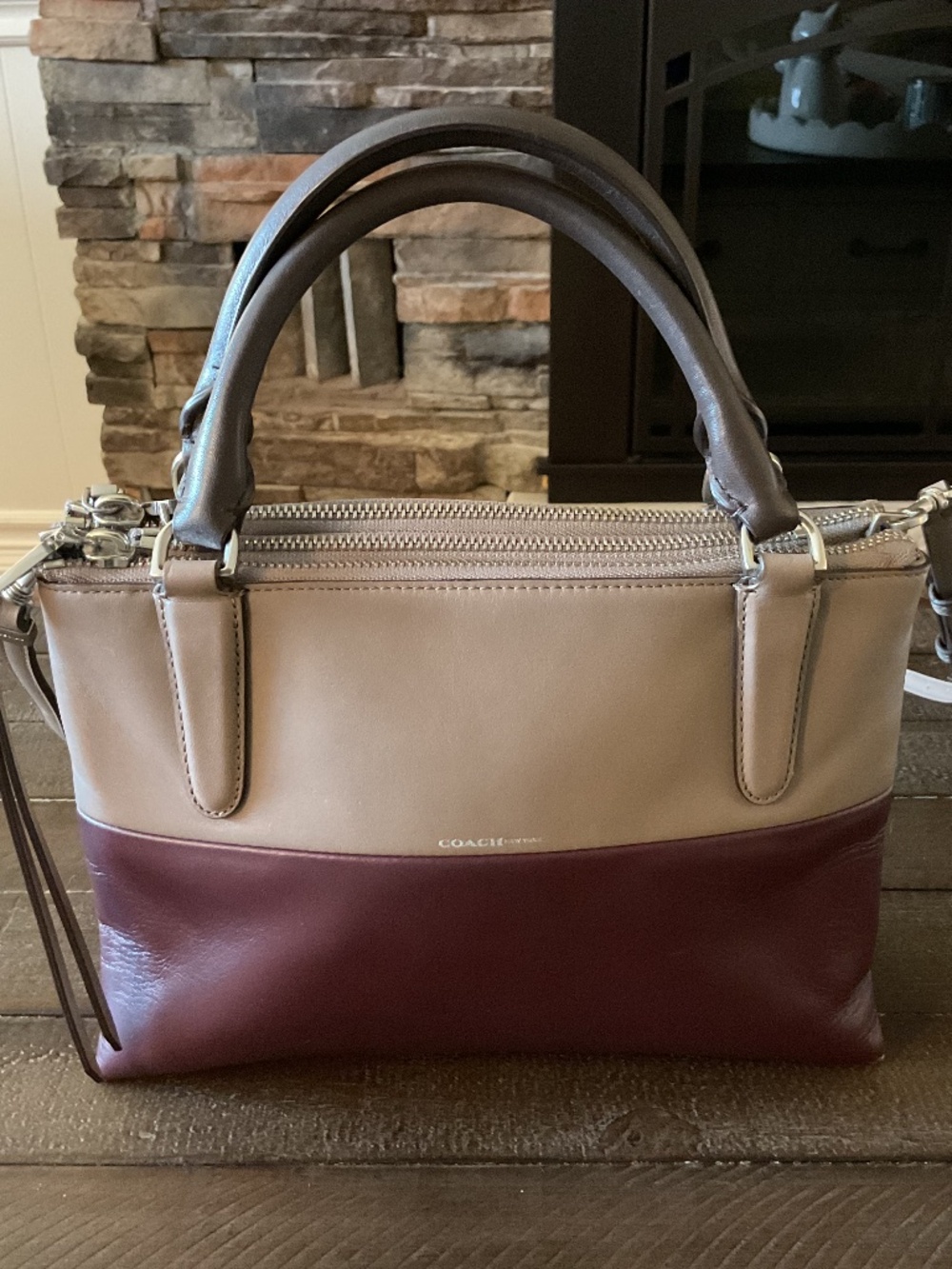 🤩 Coach 32503 Mini Oxblood & Taupe Colour Block Borough Bag
